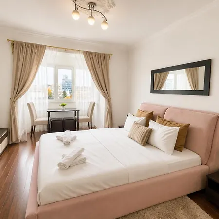 Baroq Central City Apartment-2